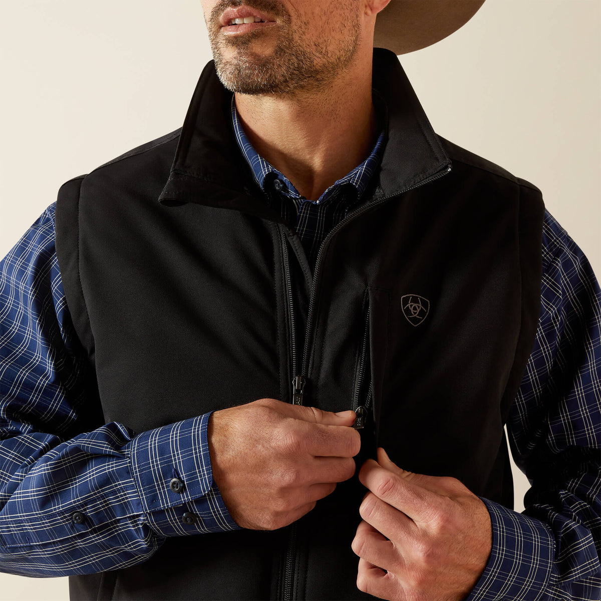 Field Insulated Vest - Ariat Signature