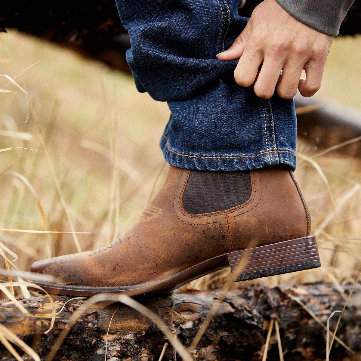 Booker Ultra Square Toe Western Boot - Ariat Exclusive
