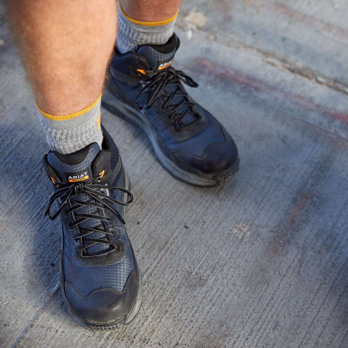 Outpace Shift Mid Composite Toe Work Shoe - Ariat Exclusive