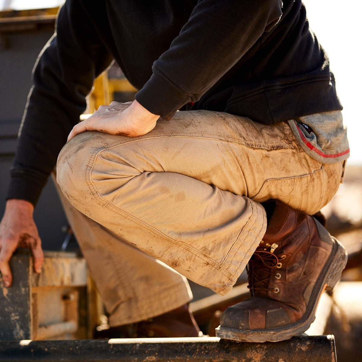 FR M4 Relaxed Workhorse Boot Cut Pant - Ariat Quality