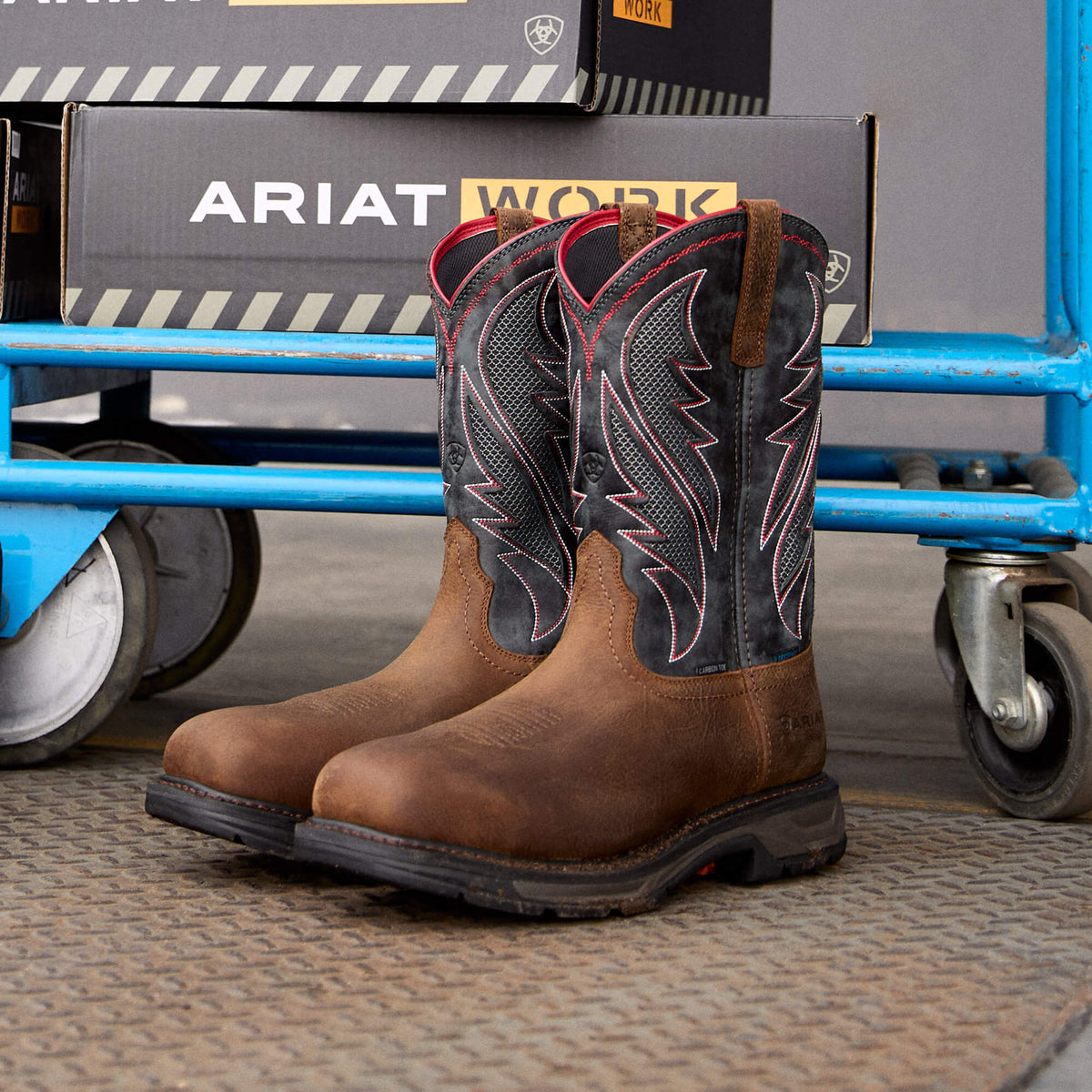 WorkHog XT VentTEK Waterproof Carbon Toe Work Boot - Ariat Essential