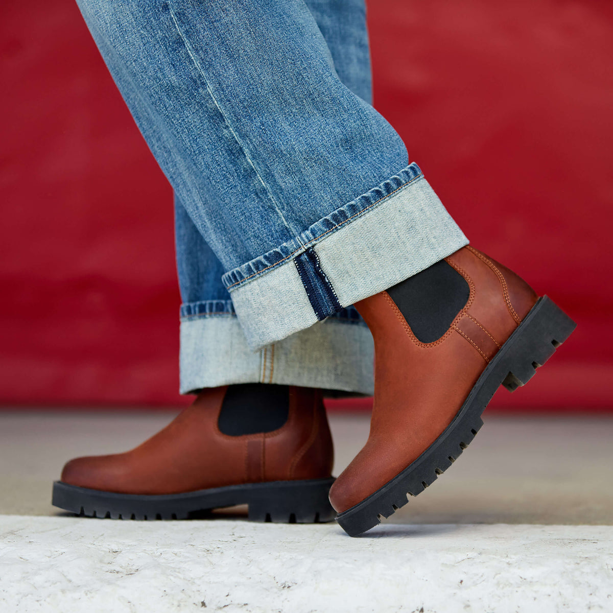 Wexford Lug Mid Waterproof Chelsea Boot - Ariat New