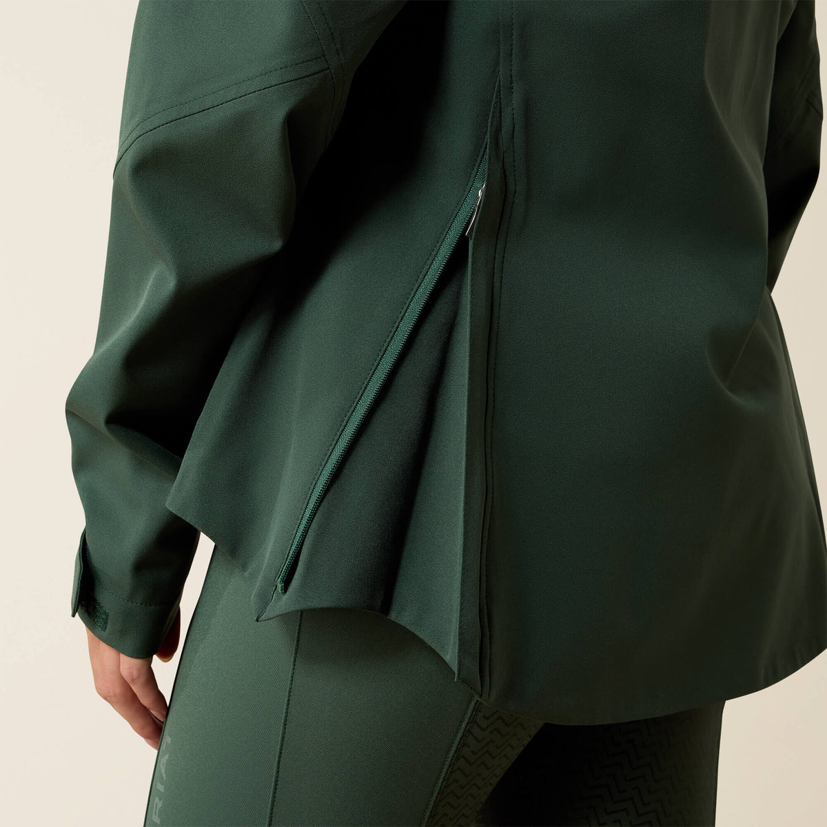 Coastal Waterproof Jacket - Ariat Trending