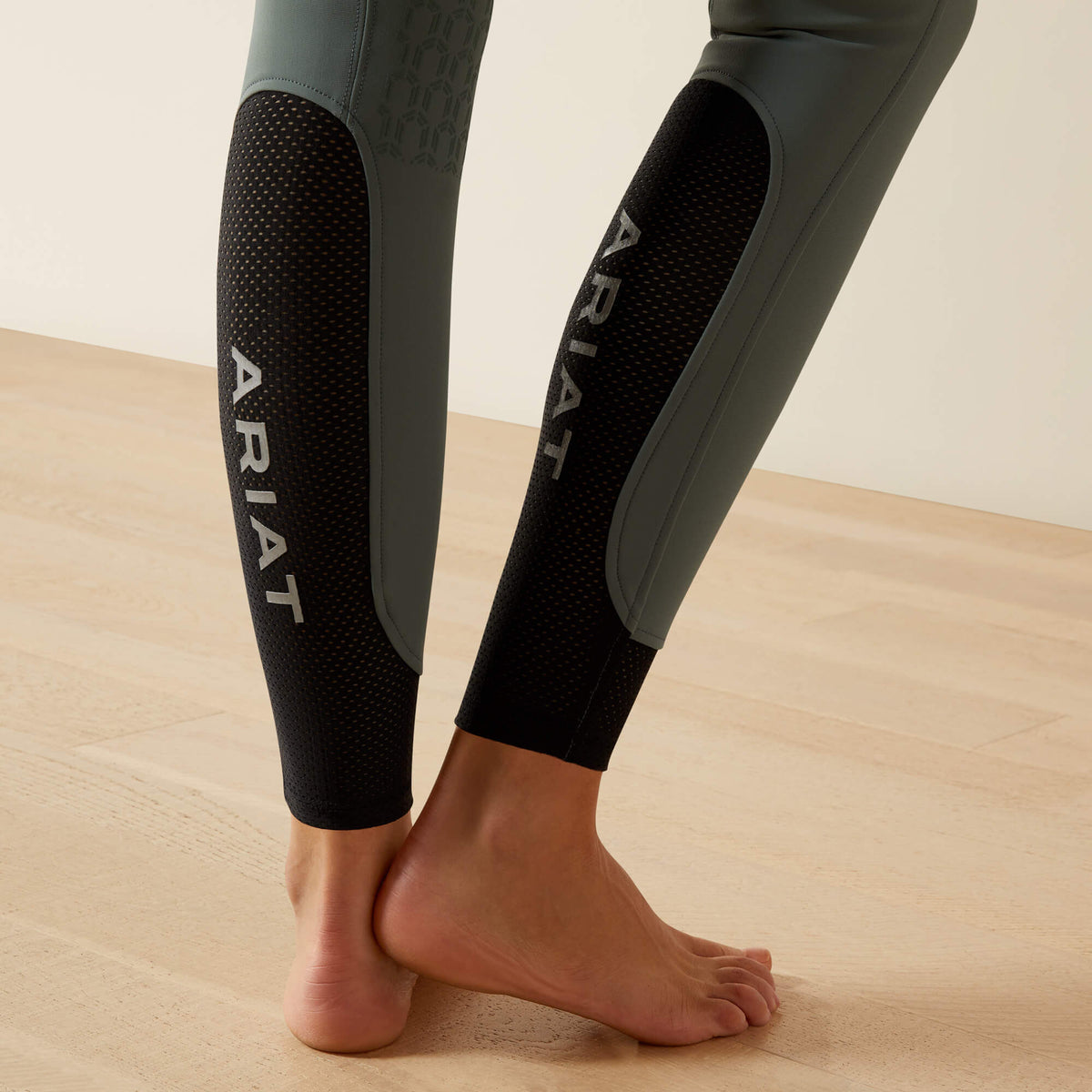 Tri Factor Vivacity Heat Half Grip Breech - Ariat Customer Favorite
