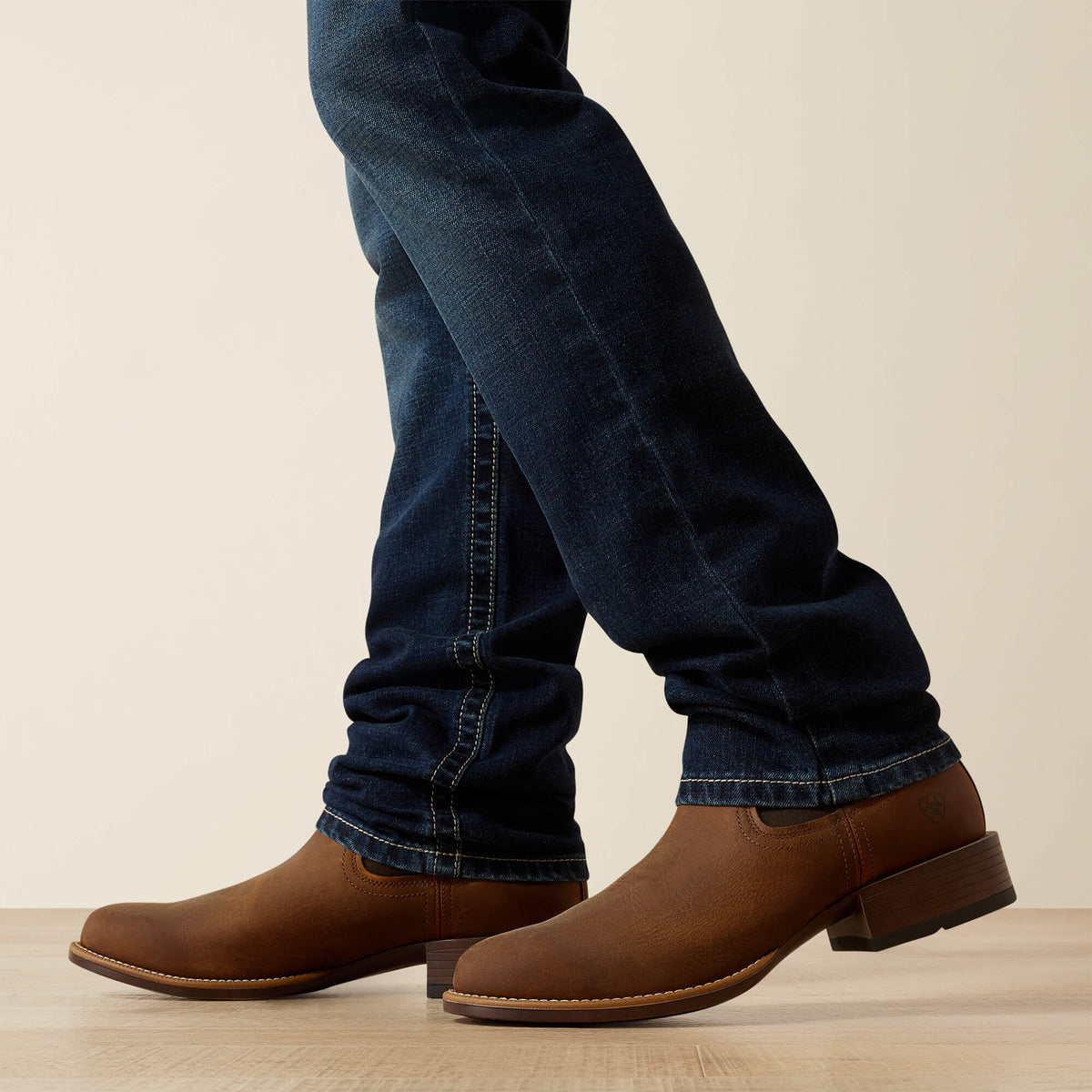M8 Modern Jason Slim Leg Jeans - Ariat Top Pick