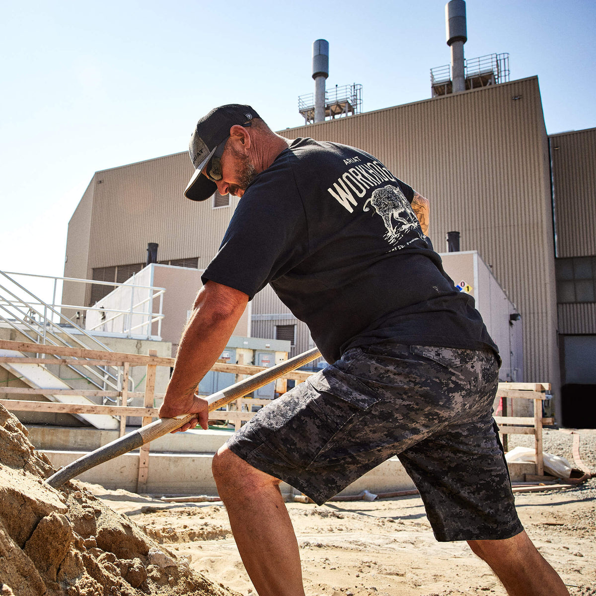 Rebar DuraStretch Made Tough Cargo 11" Short - Ariat Trending