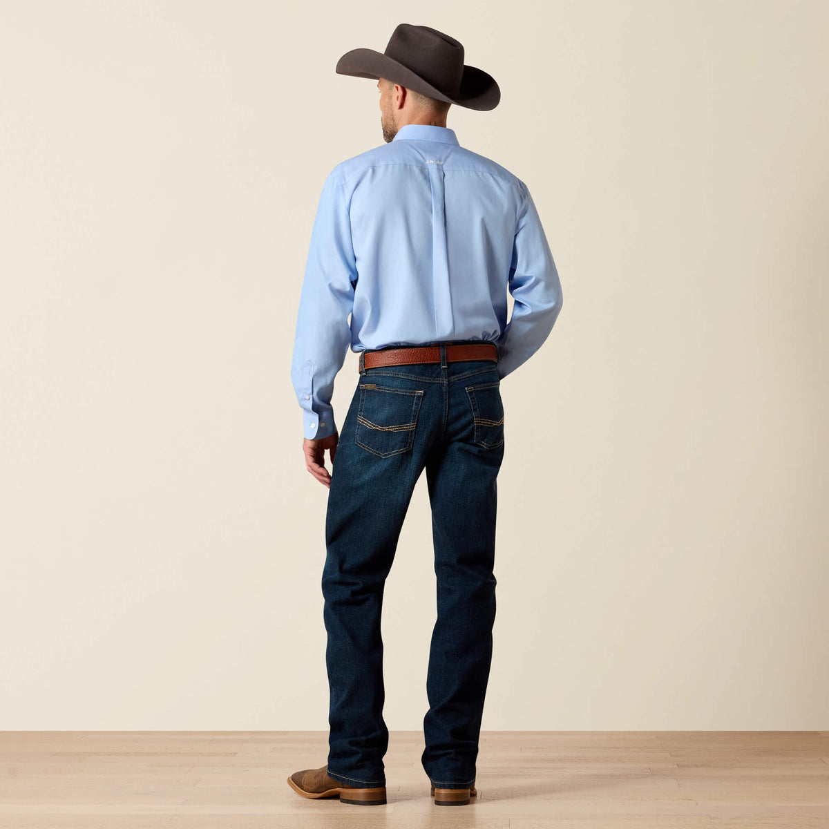M5 Slim Stretch Legacy Stackable Straight Leg Jean - Ariat Essential