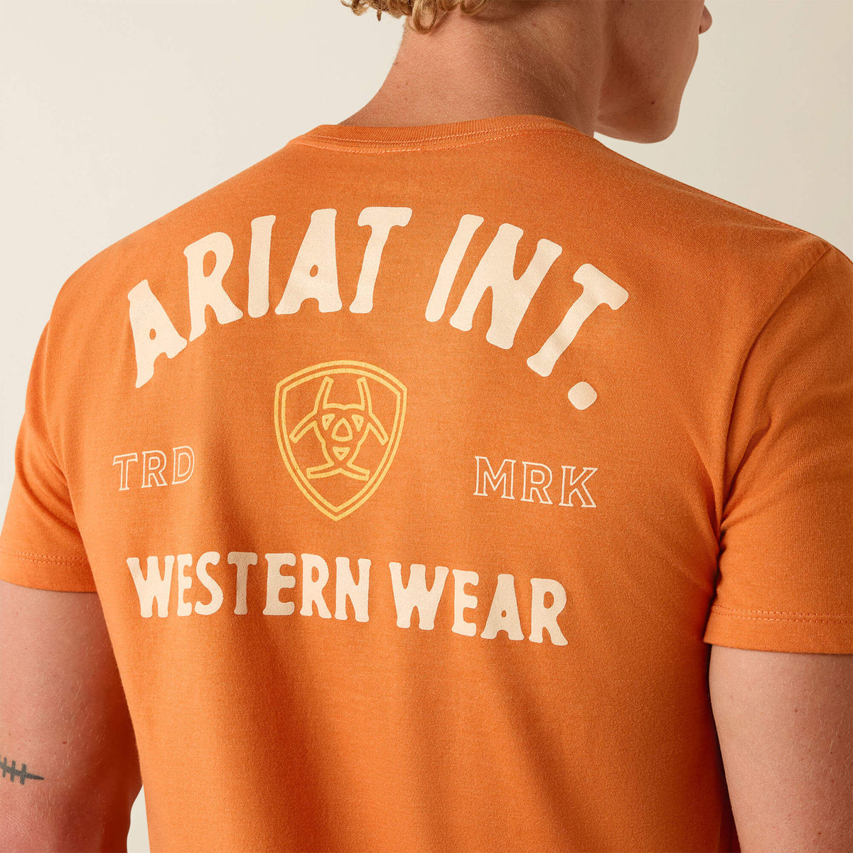 Ariat Outline Shop T-Shirt - Ariat Trending