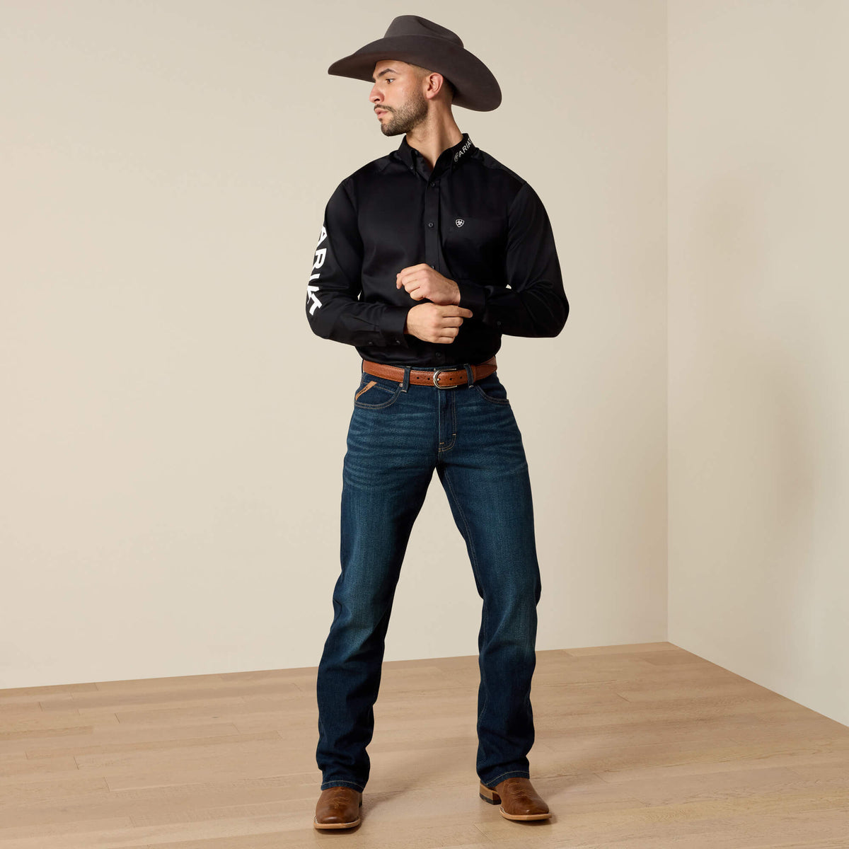Team Logo Twill Fitted Shirt - Ariat Trusted