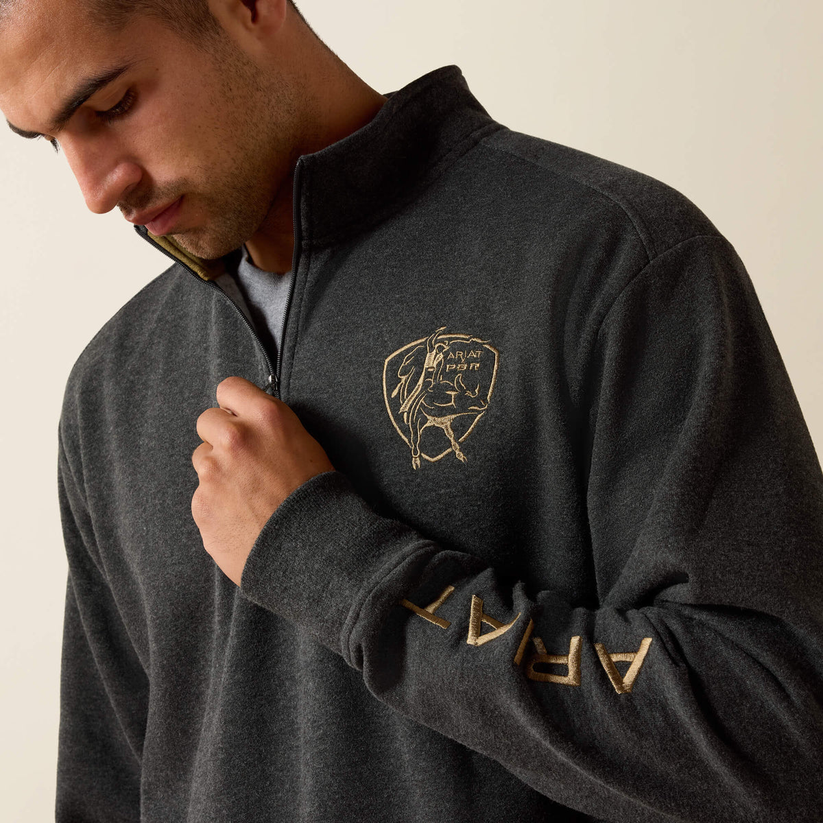 Logo PBR 1/4 Zip Sweatshirt - Ariat Sale