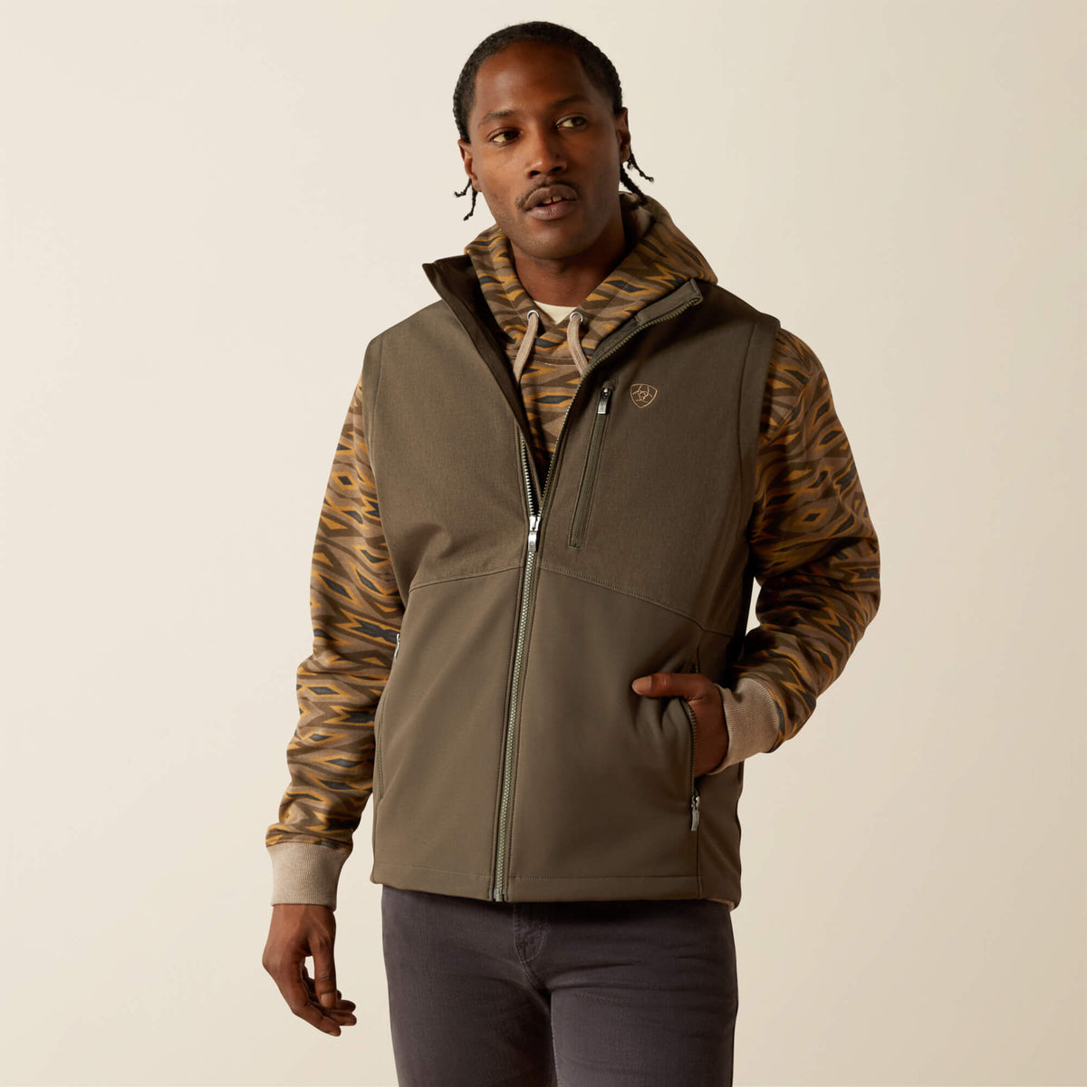 Logo Softshell Vest - Ariat Trending