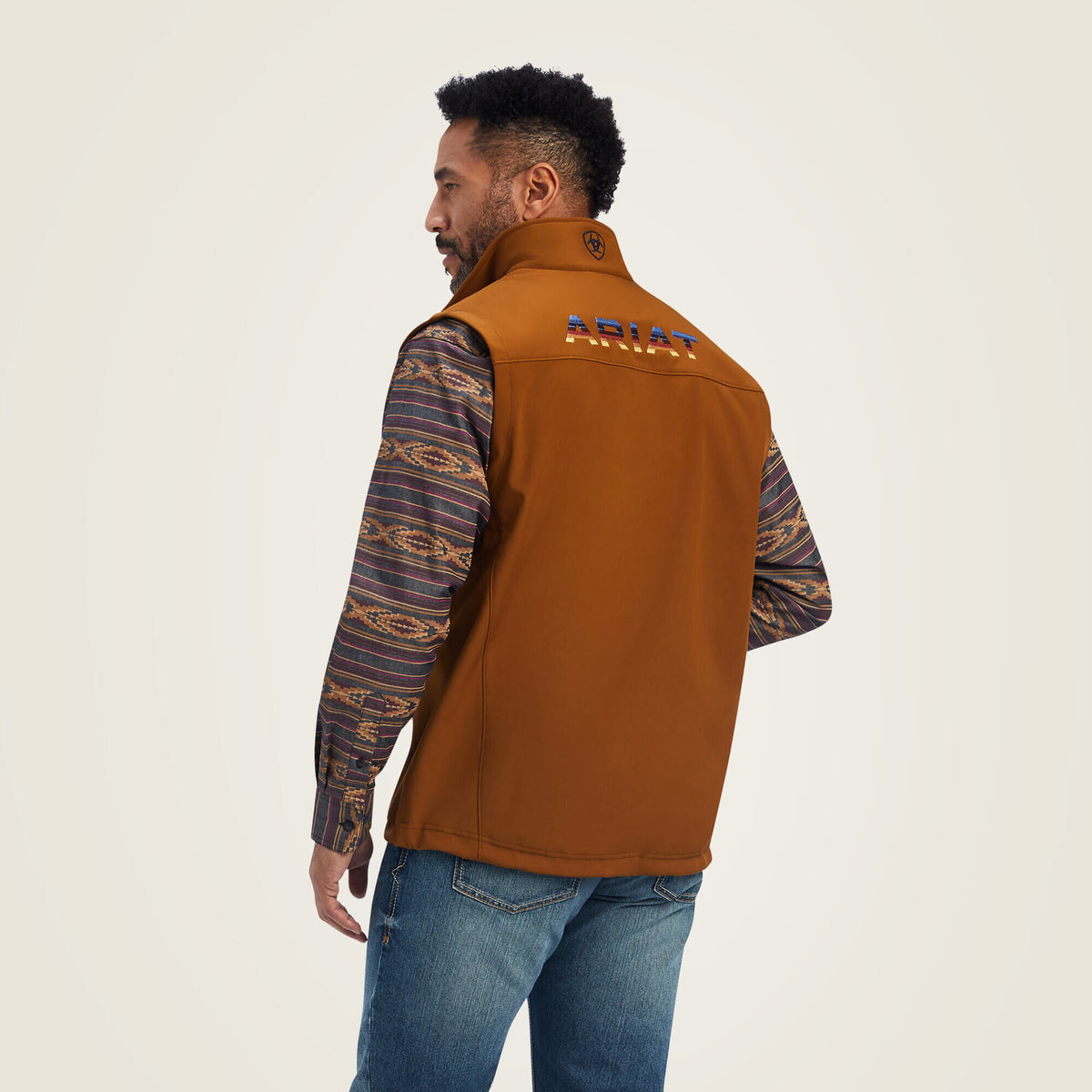 Logo 2.0 Softshell Vest - Ariat Essential