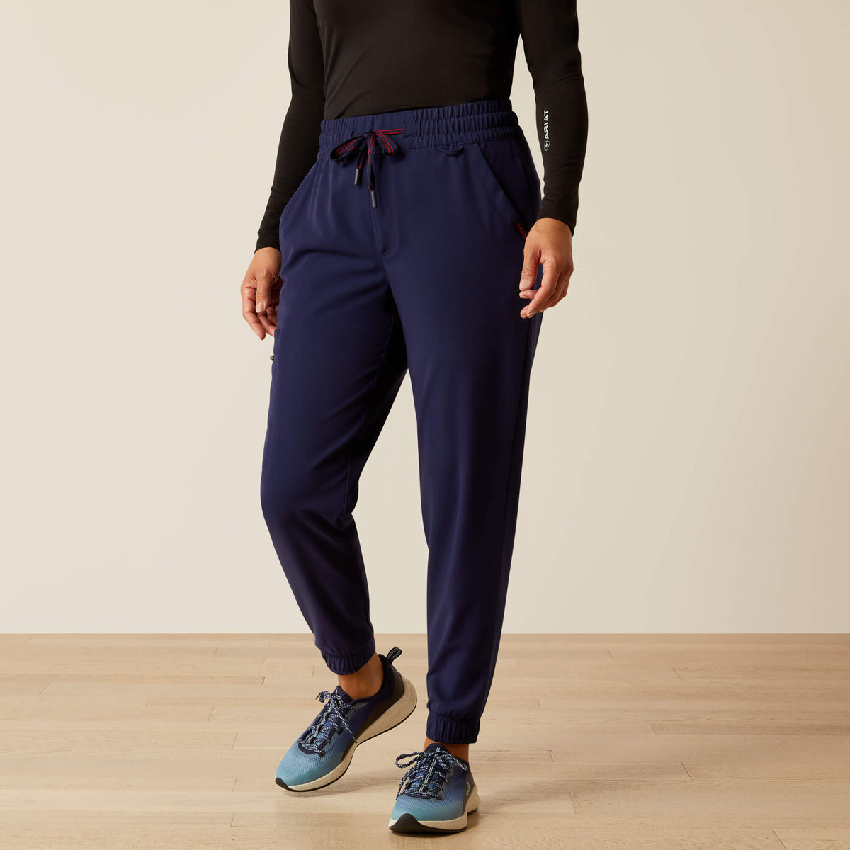 Blackwell Cargo Stretch Jogger Scrub Pant - Ariat Exclusive