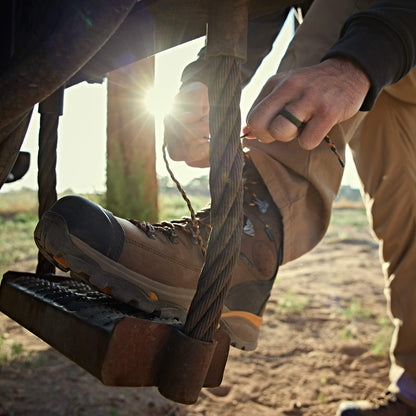Endeavor 8" Waterproof Carbon Toe Work Boot - Ariat Essential