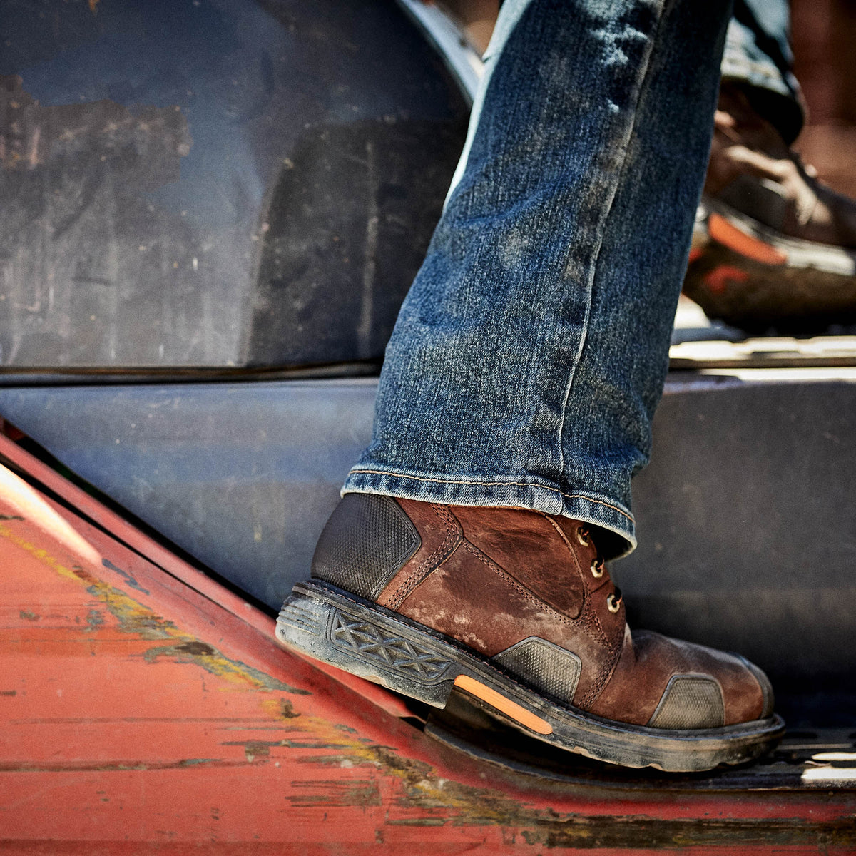 OverDrive 8" Wide Square Toe Waterproof Composite Toe Work Boot - Ariat Essential