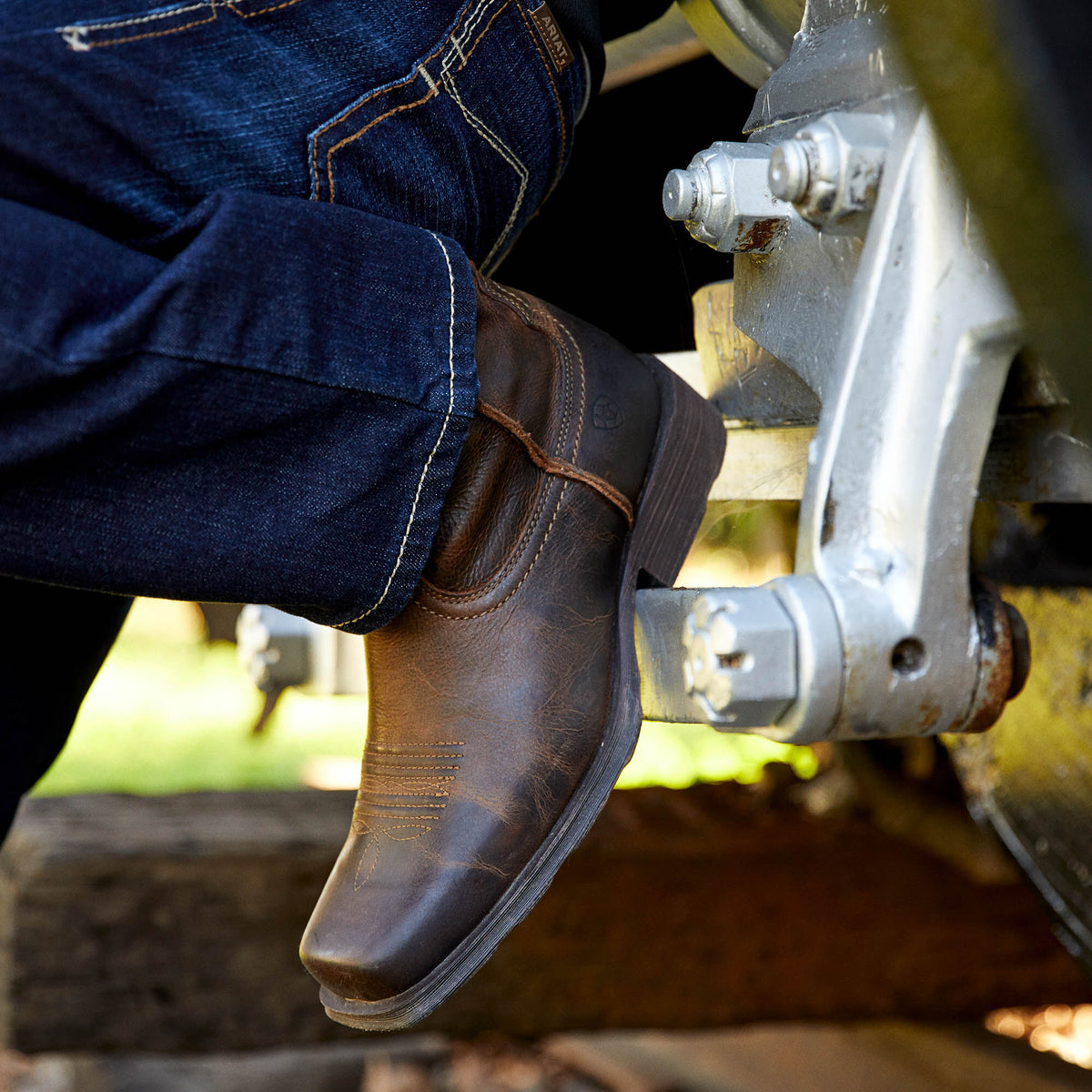 Rambler Western Boot - Ariat Signature