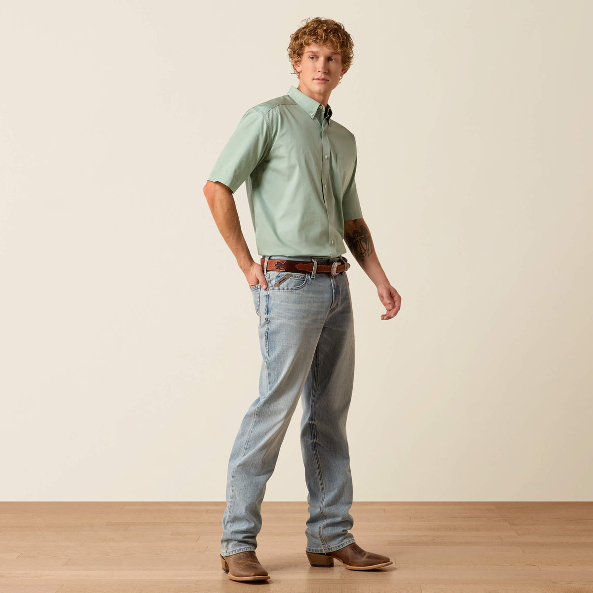 Lightweight Twill Classic Fit Shirt - Ariat Smart Buy